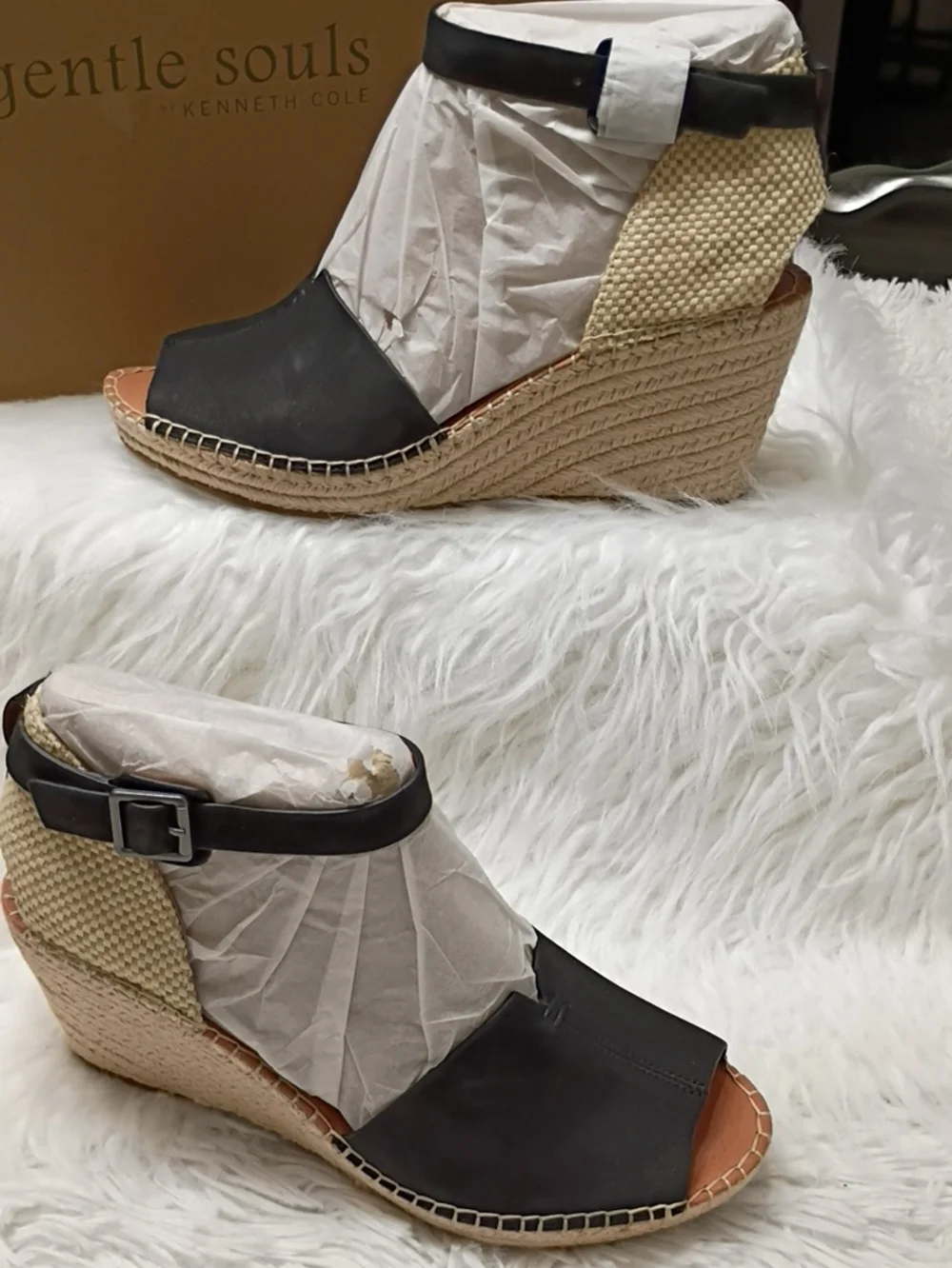 Kenneth Cole Gentle Souls Charli Black Espadrille Wedge Sandals Ankle Buckle 9.5